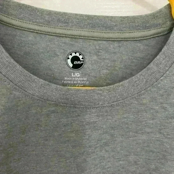 Canam long sleeve never worn - Picture 4 of 4